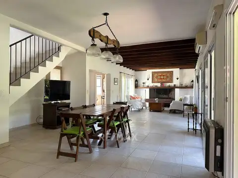 Casa en Venta al Este