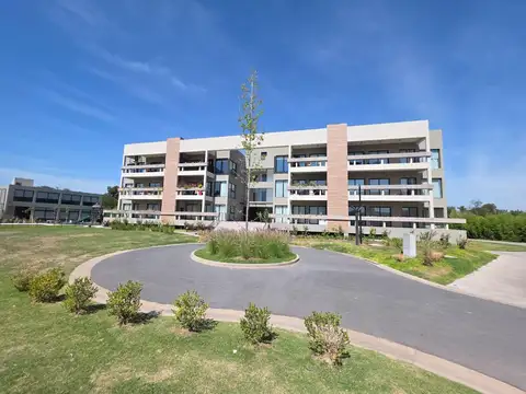 Av de la Rivera  al 4400