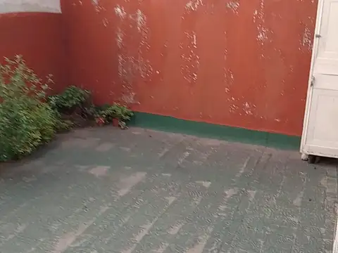 Depto Tipo Casa 3 ambientes con 1 baño