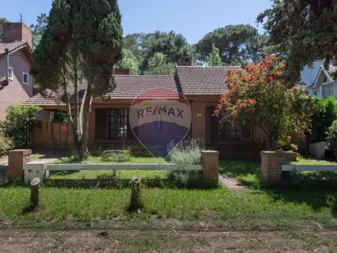 Venta Permuta casa 4 ambientes - Valeria del Mar