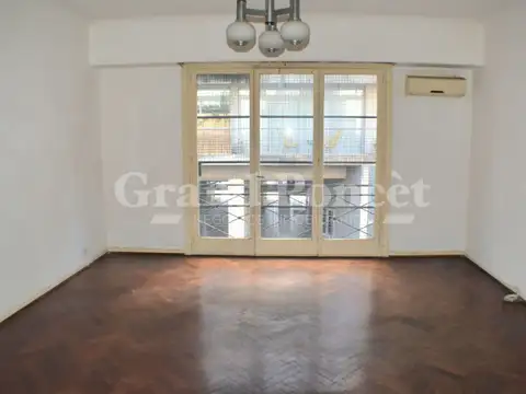 Departamento 4 ambientes con 2 baños