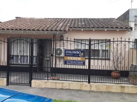 Chalet de 5 ambientes amplios con pileta