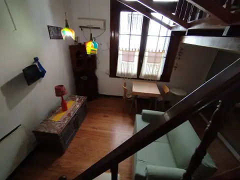 Depto Tipo Casa en Venta de 2 ambientes