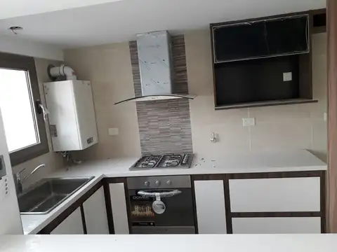 Departamento en Alquiler en La Perla Sur, $ 990.000