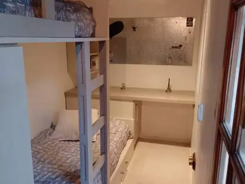 Casa en Alquiler Temporal con 1 cochera