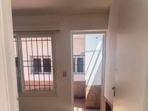 25 de Mayo 160 100