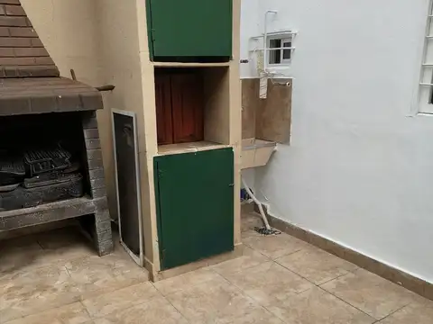 Depto Tipo Casa 2 ambientes con 1 baño
