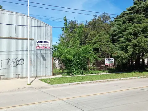 Galpon en Venta 10  mts Frente