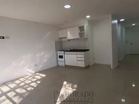 Rondeau 2500, Piso pb