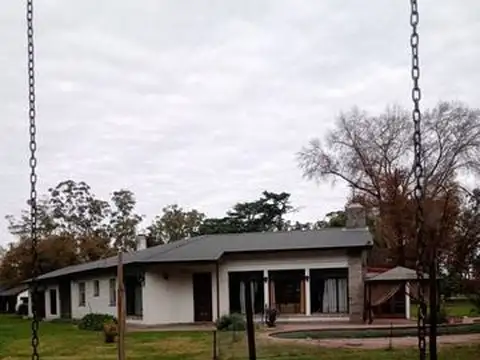 Campo en Venta con Alambrado