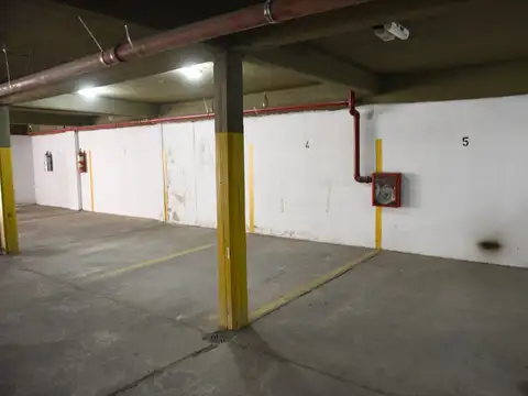 Venta de Cochera cubierta