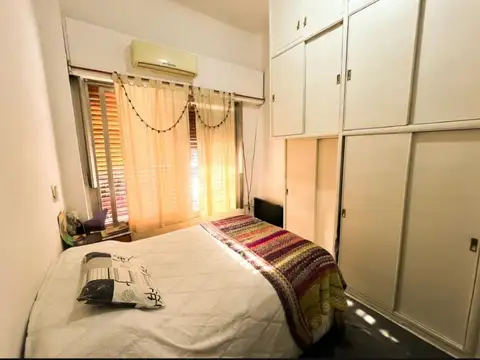 Venta OFICINA/ CONSULTORIO. 5 Ambientes