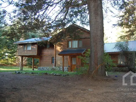 Venta Casa principal y una cabaña lote amplio en esquina Puerto Manzano