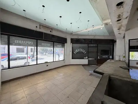 Local comercial 105 m2 totales