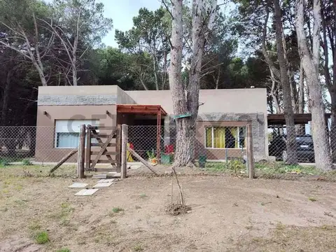 VENDEMOS CASA EN BARRIO GOLF LAS CORTADERAS DE CLAROMECO