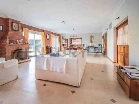 Casa en Venta en Santa Maria del Tigre, USD 890.000