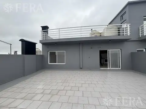 Alquiler Departamento 2 ambientes con balcón y terraza en Wilde