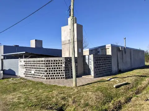 CASA EM LISANDRO OLMOS
