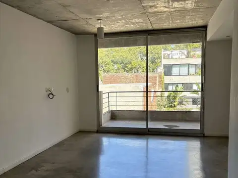 ALQUILER DEPTO. 2 AMBIENTES IMPECABLE CON COCHERA, CHACARITA.