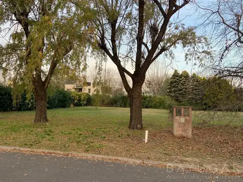 Terreno en Venta 40  mts Fondo