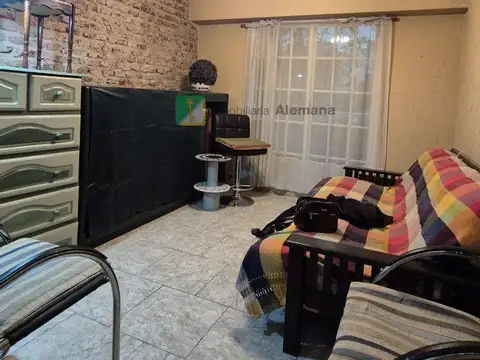 Depto Tipo Casa 4 ambientes con 1 baño