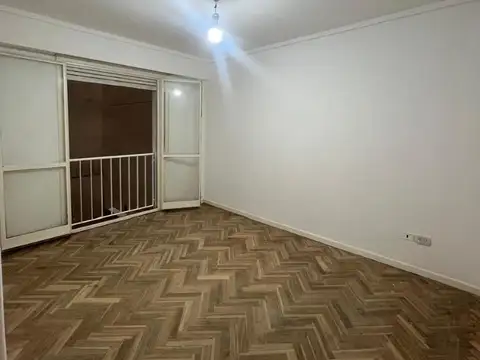 Avenida Avellaneda 2300, Piso 2°