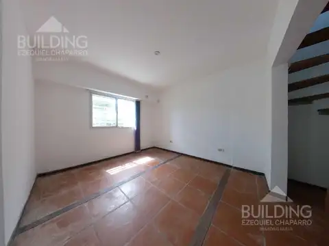 Casa en venta - 5 dormitorios - City Bell - La Plata