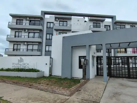 VENTA DEPARTAMENTO DOS DORMITORIOS VALLE CERCANO