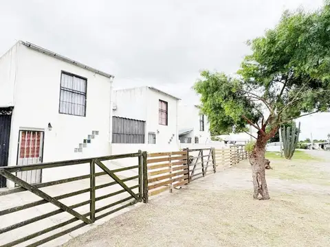 Depto Tipo Casa en Venta con 1 cocheras