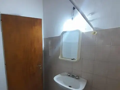Departamento en Alquiler en Villa Santos Tesei, $ 400.000
