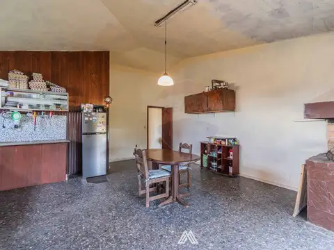 Venta de campo 5,8Ha. con casa en La Montañesa