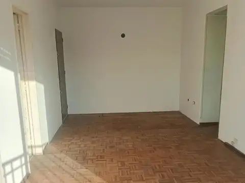 Departamento 5 ambientes con 2 baños