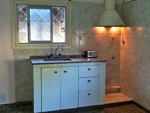 Departamento en Alquiler en Wilde, $ 400.000