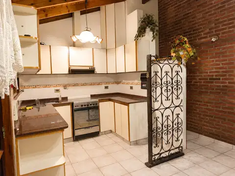 Depto Tipo Casa en Venta con 2 cocheras