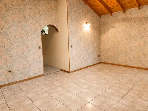 Depto Tipo Casa en Venta en San Andres, USD 160.000