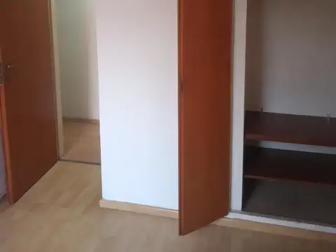 Boulevard ballester 5000, Piso 1