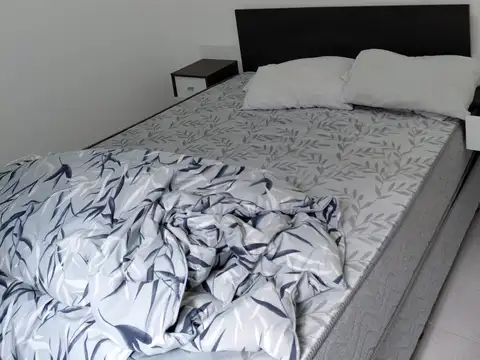 Depto Tipo Casa en Venta en Abasto, USD 45.000