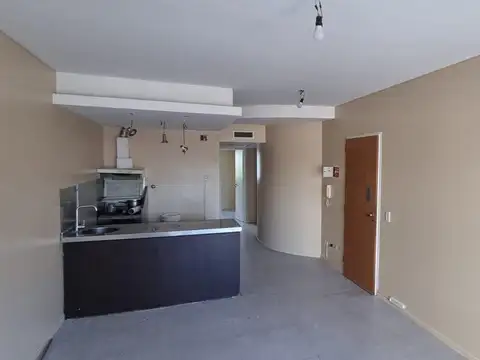 Departamento en Alquiler en Parque Chacabuco, $ 800.000