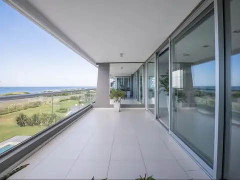 Departamento en Venta en Playa Brava, USD 2.500.000