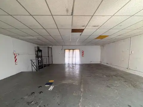 Galpon en Alquiler en Villa Crespo, USD 2.800