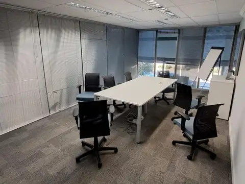 Alquilo Importante Local comercial para Oficina