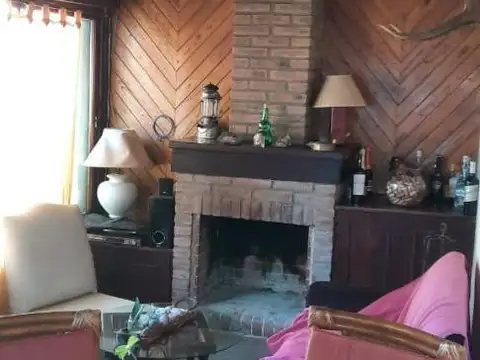 CASA EN VENTA TRES AMBIENTES EN BOULOGNE SAN ISDRO