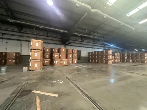 VENTA GALPÓN INDUSTRIAL OFICINAS PIÑEYRO AVELLANEDA