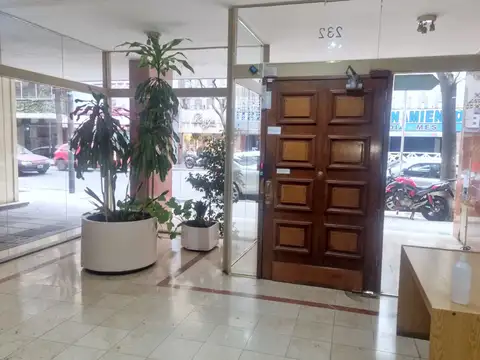 Departamento en Alquiler en Parque Rivadavia, $ 630.000