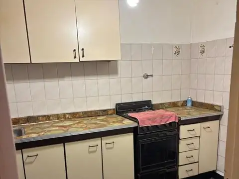 VENTA CASA DE 3 AMBIENTES CON GARAGE LOS POLVORINES