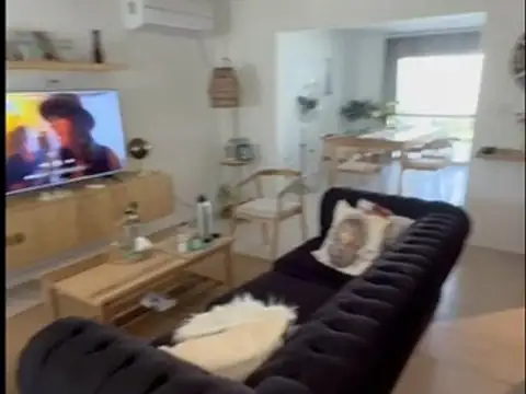 Casa 3 ambientes con 2 baños