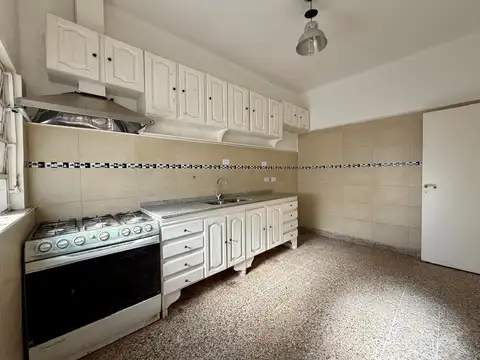 Casa en Venta en Garin, USD 86.000