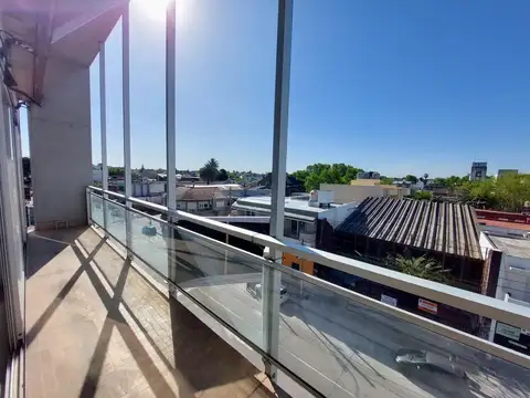 Oficina Monoambiente con 2 baños