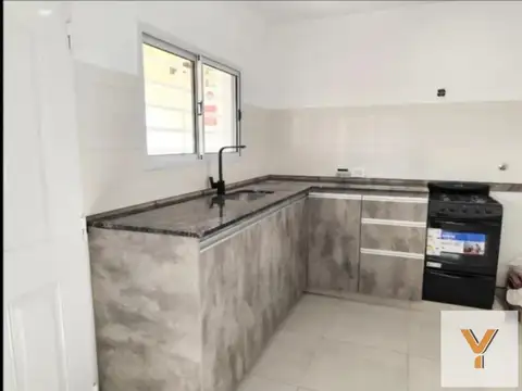Departamento en venta - 3 Dormitorios 2 Baños - Malvinas Argentinas
