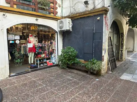 Juan Bautista Alberdi 1500